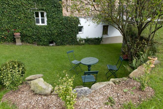 Garten mit Sitzplatz