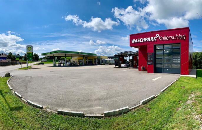 Tankstelle mit Waschpark