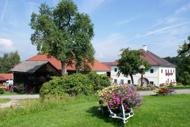 Kleebauer Hof Retreat Center im Grünen