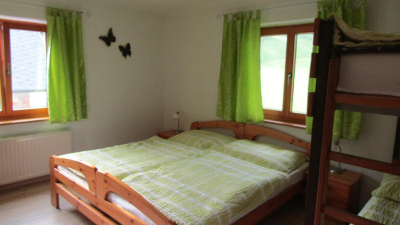 Schlafzimmer wg 2