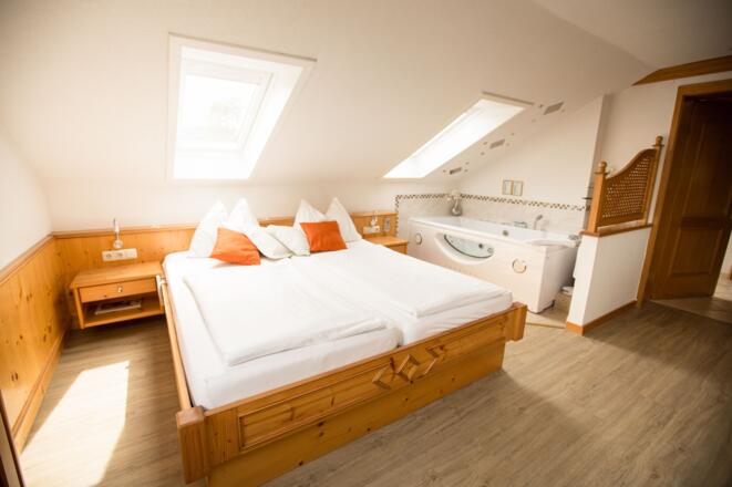 Junior Suite - Pension Knoll **** Schörfling am Attersee