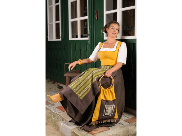 Karin Irrmann - Dirndlkleider