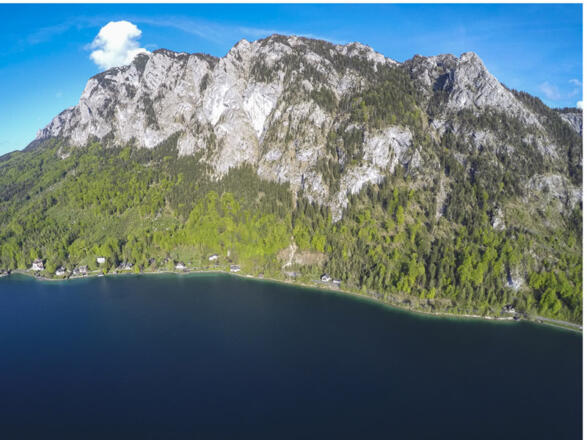 Luftaufnahme Hoellengebirge Gasthof Pension zur Nixe Weißenbach am Attersee