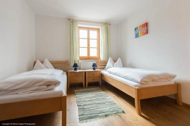 Schlafzimmer Fewo Bauernhof Weslhof