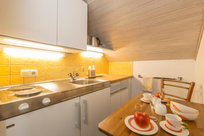 3 Mäderlhaus Wohnung Morgensonne Küche