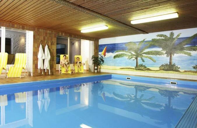 Hallenbad