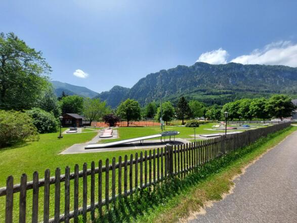 Minigolfanlage im Freizeitgelände