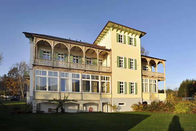 Residenz Seehof Seeseite