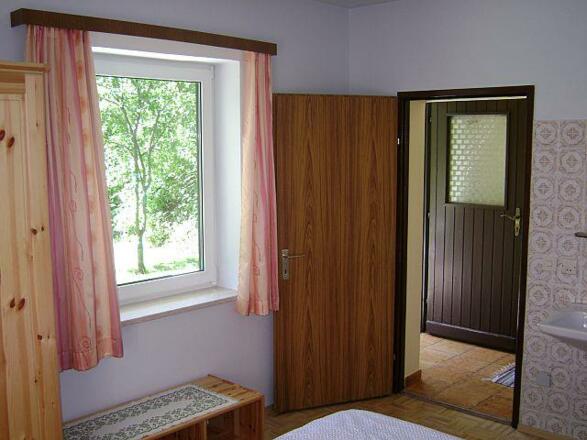 2. Schlafzimmer