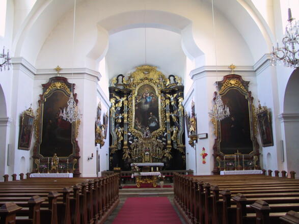 Kirche innen 4.JPG