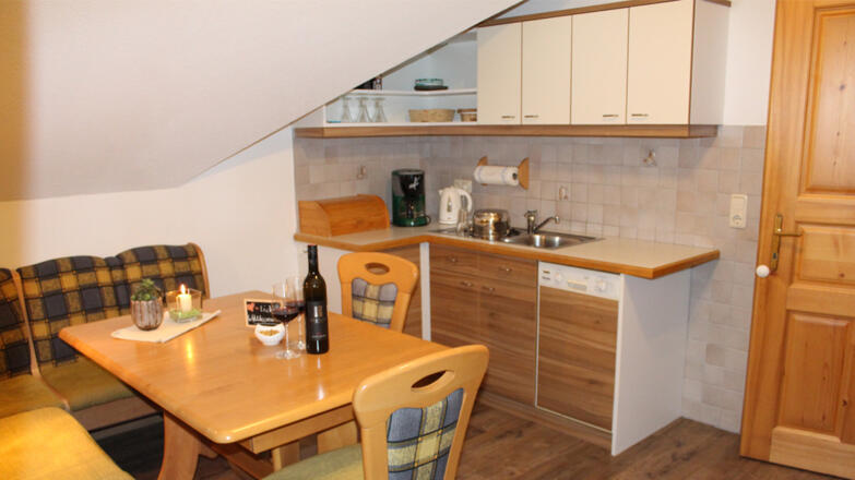 Essbereich mit Kueche, Ferienwohnung Seiringer, Attersee am Attersee