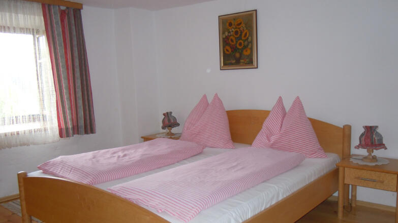 schlafzimmer-fuer-3-pax