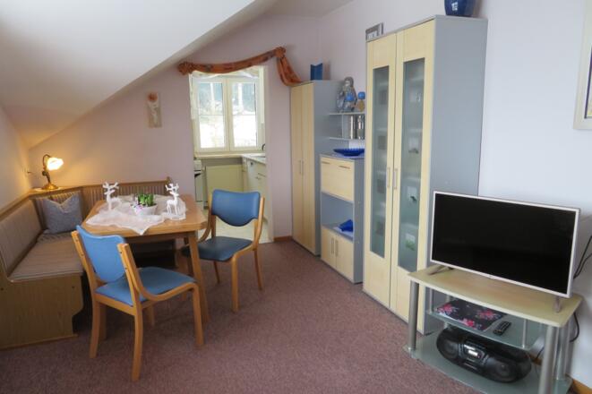 Wohnzimmer und Essbereich