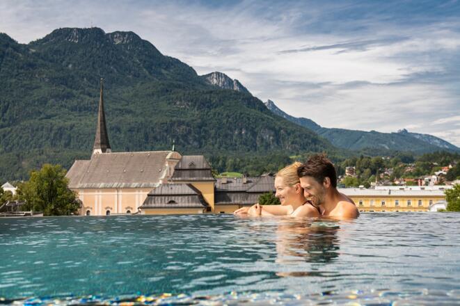 Infinitiy-Pool Hotel Royal