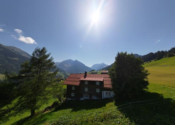 in Mitten den Walser Berge