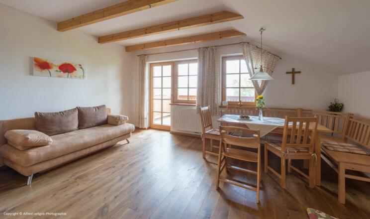 Wohnraum Fewo Bauernhof Weslhof