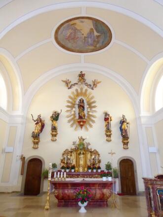 Innenaufnahme Pfarrkirche Alberndorf