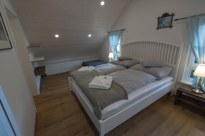 Schlafzimmer für bis zu vier Personen im Obergeschoss