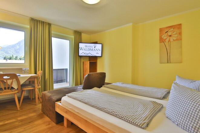 Doppelzimmer mit Balkon_5