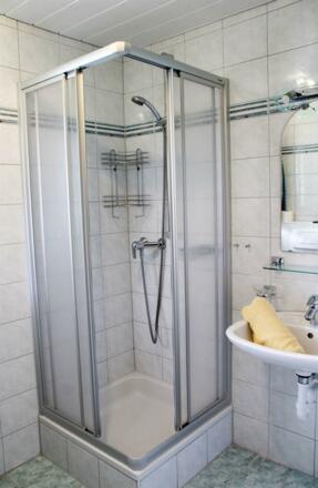 Badezimmer Wohnung Piz Buin