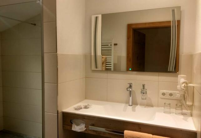 Badezimmer FeWo Schwandschrofen