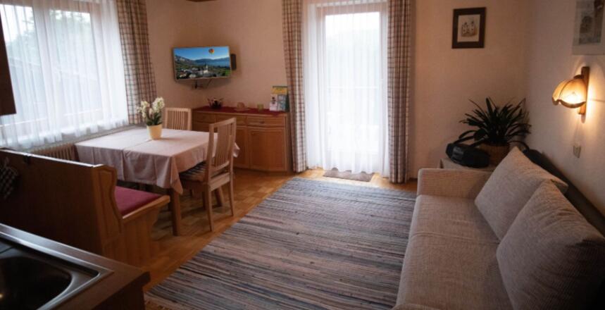 Wohnzimmer Ferienwohnung 2