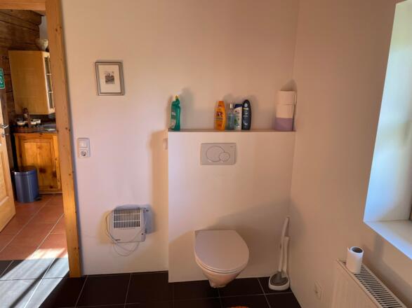 Bad mit Dushe und WC