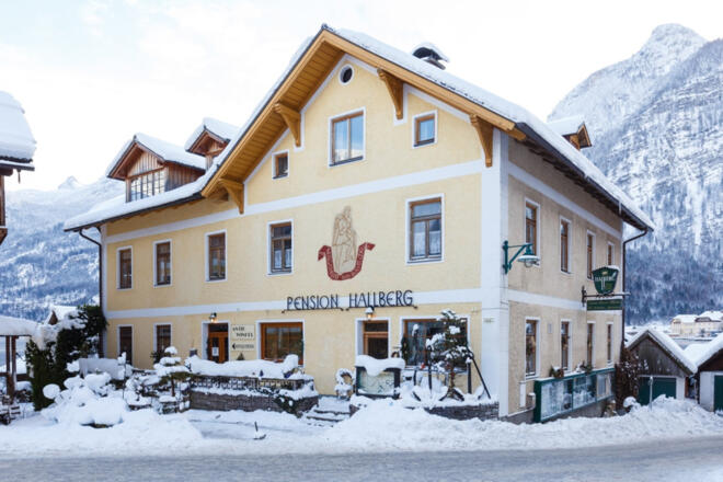 Pension Hallberg im Winter in Hallstatt