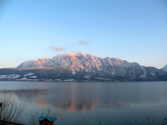 Blick auf das Hoellengebirge