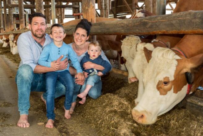 Enzenhofer Stefan mit Familie