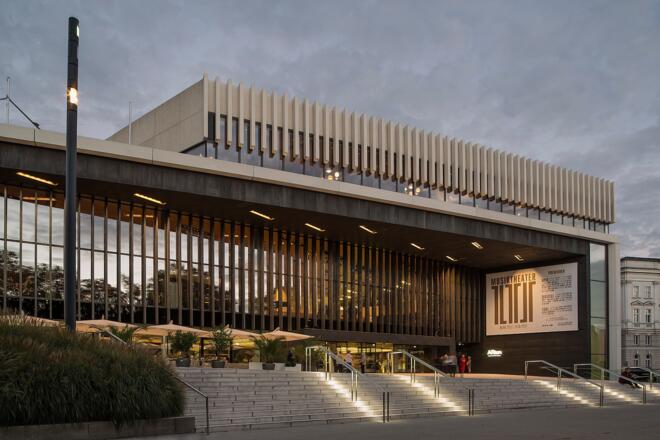 Musiktheater Außenansicht © Peter Philipp