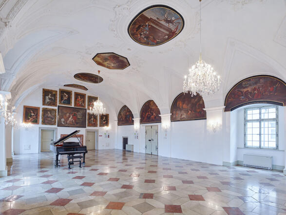 Schloss_Weinberg_Rittersaal_Kurt_Hörbst