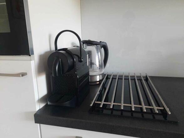 Kaffeemaschine und Teekocher