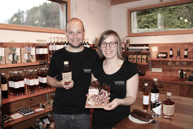 Mario und Monika BioBrennerei Thauerb%c3%b6ck Hofladen M%c3%bchlviertel