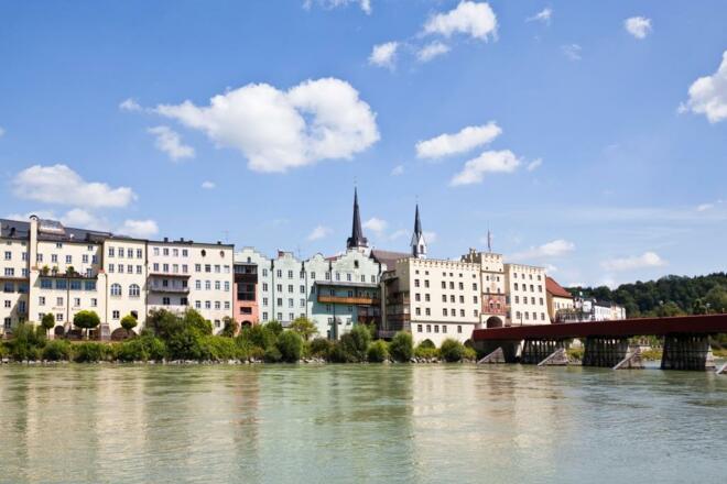 Die "Rote Brücke" und das Brucktor