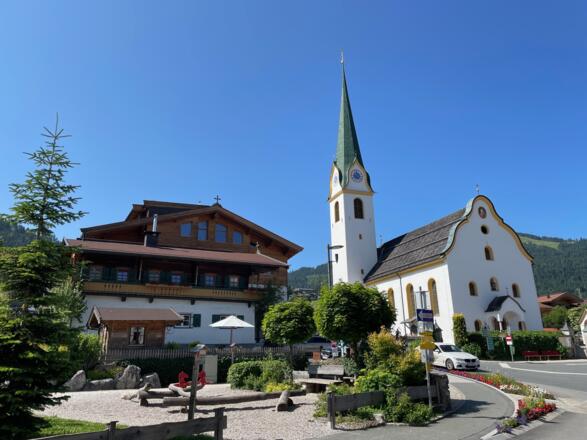 Von Ellmau geht es schließlich hinauf zum Hartkaser.