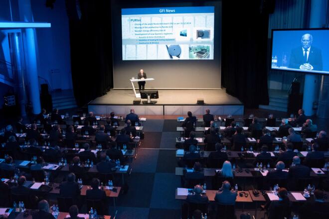 DO-X Konferenz Bestuhlung mit 165 Personen _ 1 Ebene