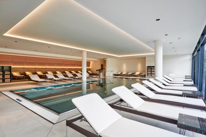 Pool Spa Hotel Bründl