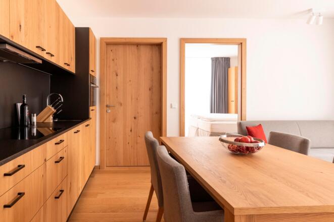 Executive Apartment mit Balkon und Bergblick