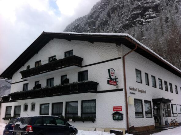 Gasthof Bergfried im Winter
