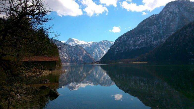 Bootshütte am Hallstättersee