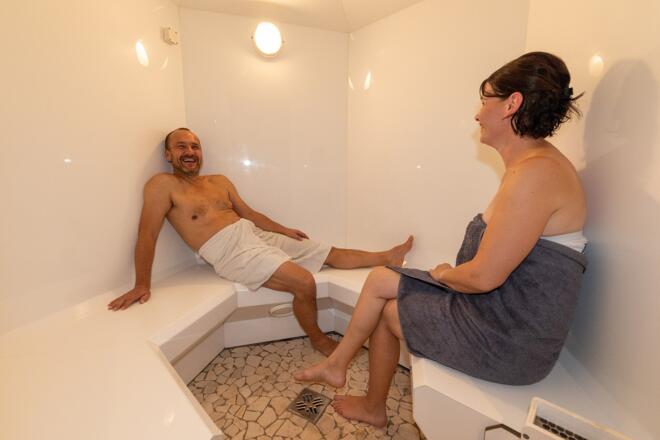 Hallenbad_Sauna_Sandl