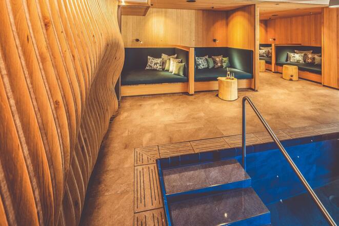 Hallenbad_Einstieg_Relax