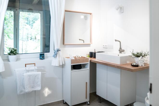 Badezimmer, bewegliches Kästchen