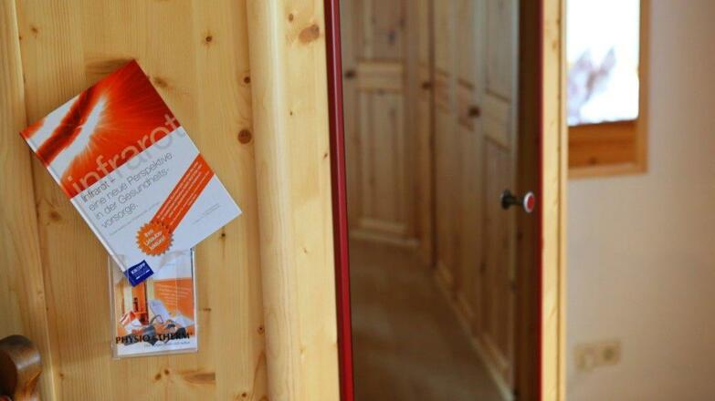 Zimmer mit Seeblick im Sommer