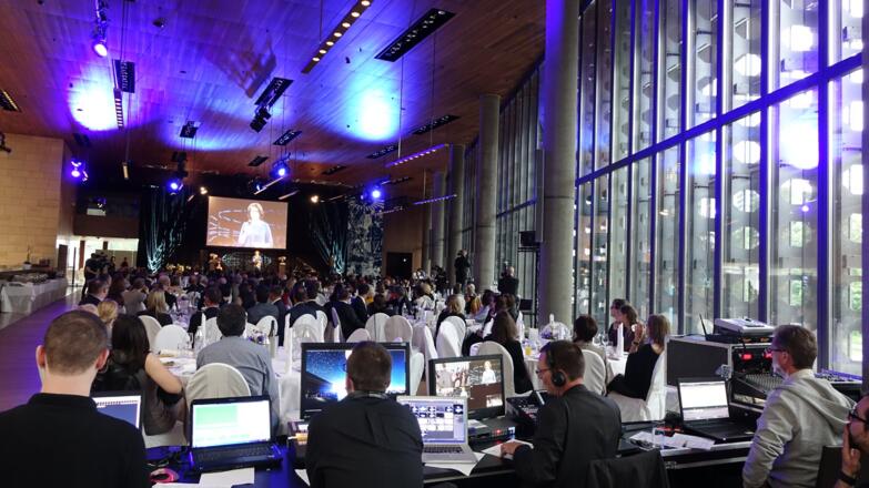 Musiktheater_Hauptfoyer © Anton Butter