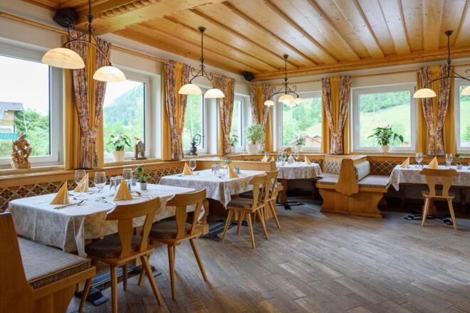 Landhaus Ausswinkl Russbach Urlaub Wandern Schifah