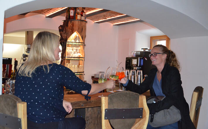 Die Bar des Anno 1348