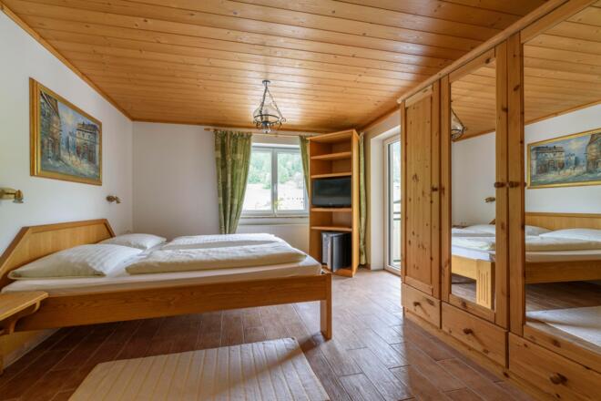 Landhaus Ausswinkl Russbach Urlaub Wandern Schifah