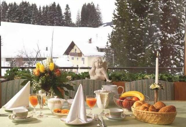 HUBERTUSHOF  . . . für Vitale und Genießer